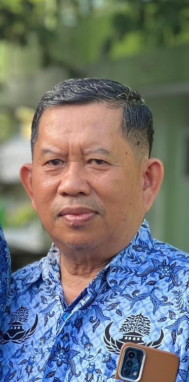 Dr. Burhan, M.Sos.I.
