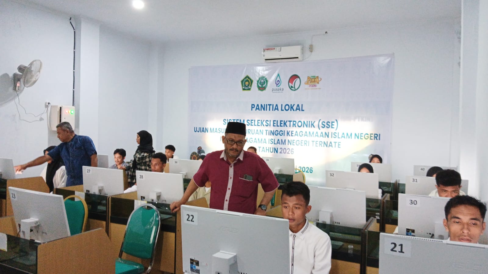 Tinjau Pelaksanaan Ujian PMB Jalur Mandiri Gelombang II, Rektor dan Wakil Rektor I IAIN Ternate Pastikan Proses Seleksi Berjalan Lancar