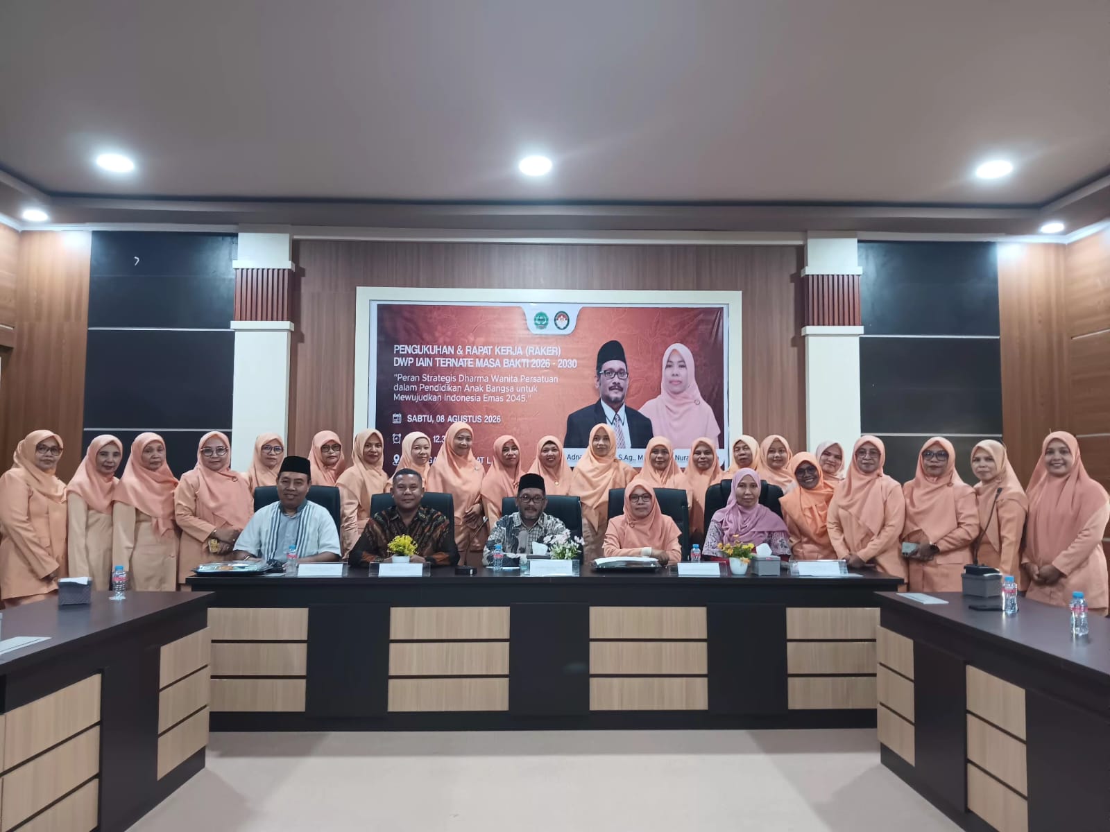 Rektor IAIN Ternate Kukuhkan Pengurus DWP 2026–2030, Raker Bidik Peran Perempuan Menuju Indonesia Emas 2045